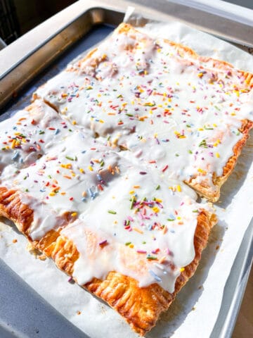 giant strawberry pop tart